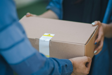 Se spolehlivým přepravcem budete mít zásilku vždy pod kontrolou od odeslání až po samotné doručení.